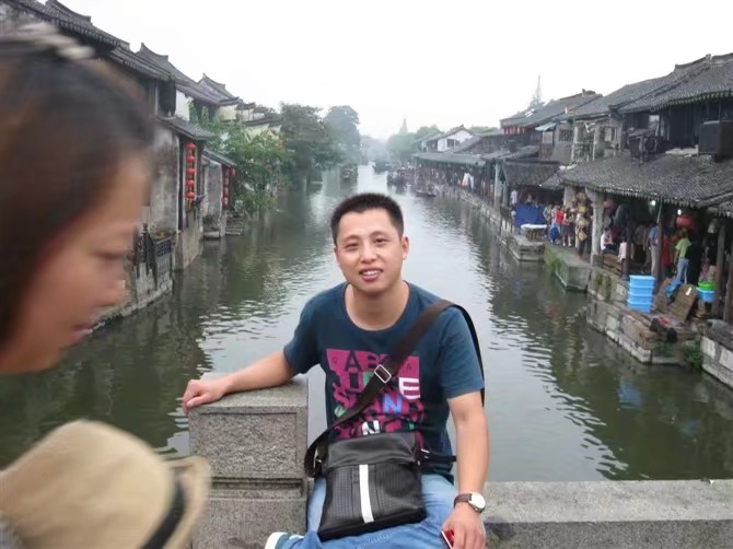 雪糕冰激凌的第一张照片--荆州相亲服务中心