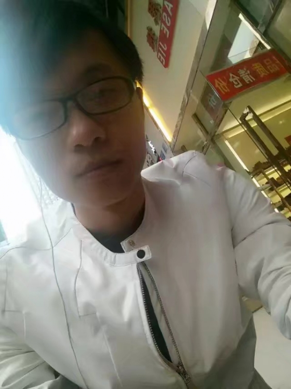 你的益达的第一张照片--荆州相亲服务中心