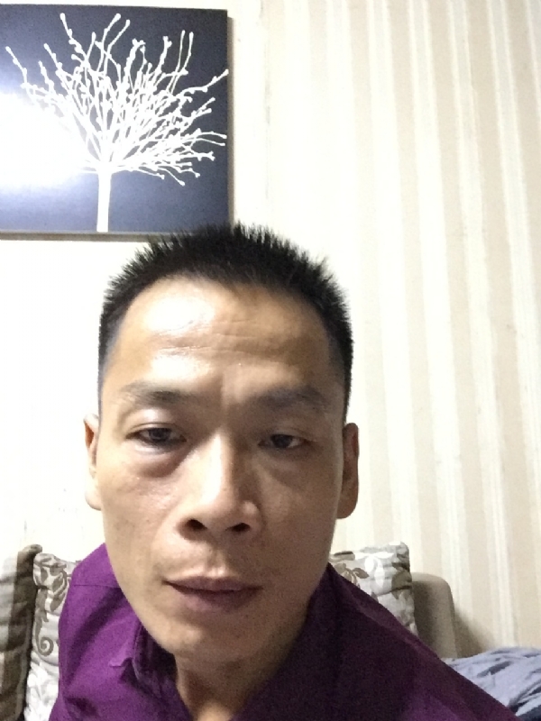 alongzhe的第一张照片--荆州相亲服务中心