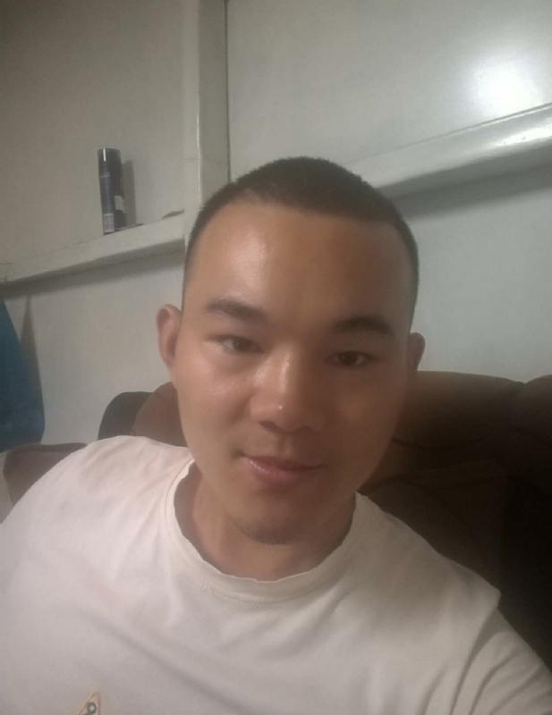小強。。的第一张照片--荆州相亲服务中心