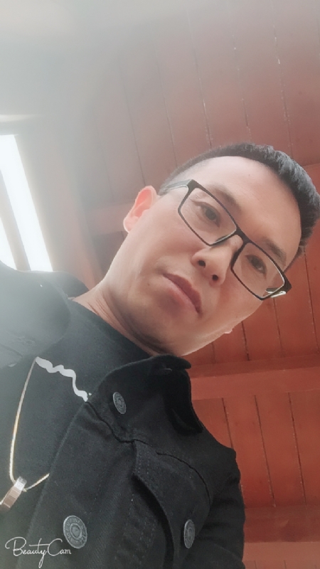 wgf的第一张照片--荆州相亲服务中心