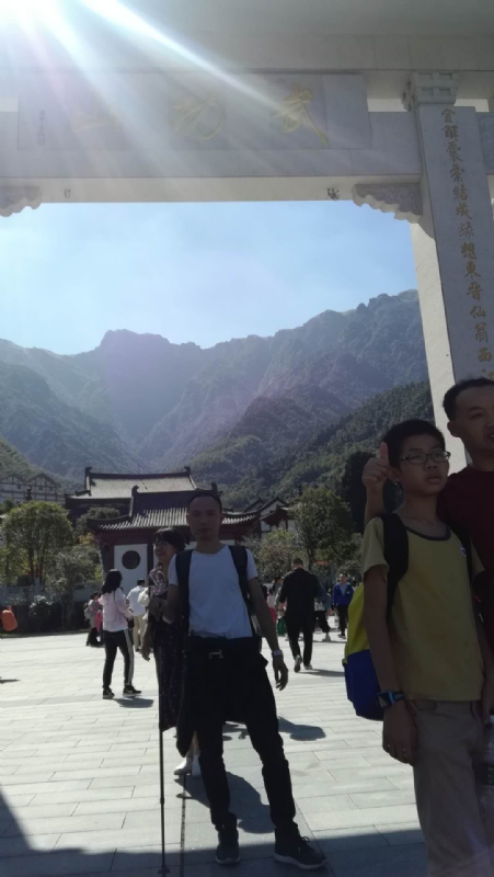 蓝天的第二张照片--荆州相亲服务中心