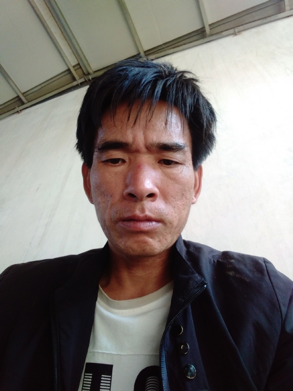 项斌的第一张照片--荆州相亲服务中心