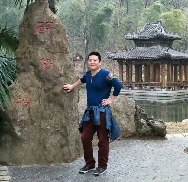 烦事用点心的第一张照片--荆州相亲服务中心