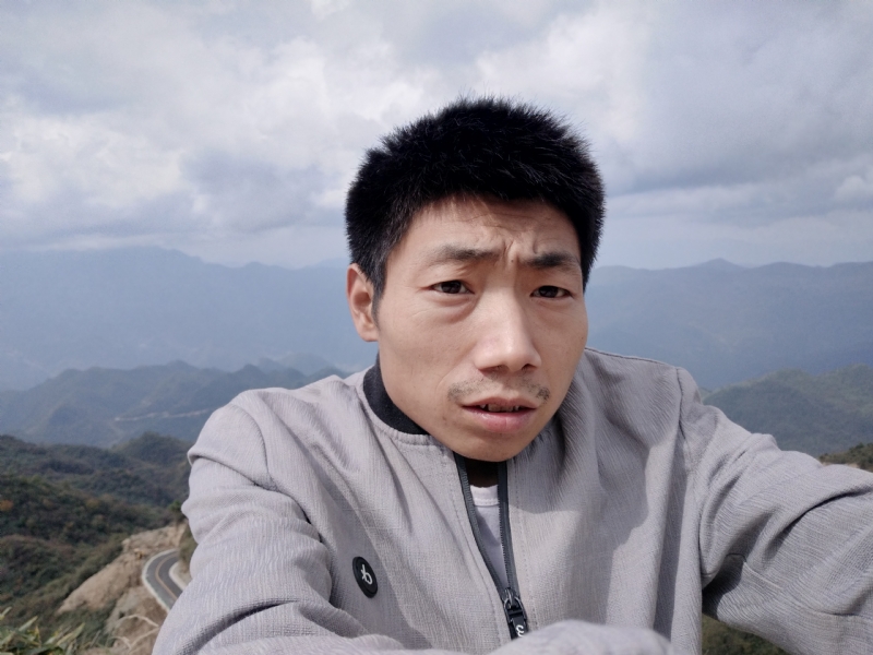 向后半生奋斗的第一张照片--荆州相亲服务中心