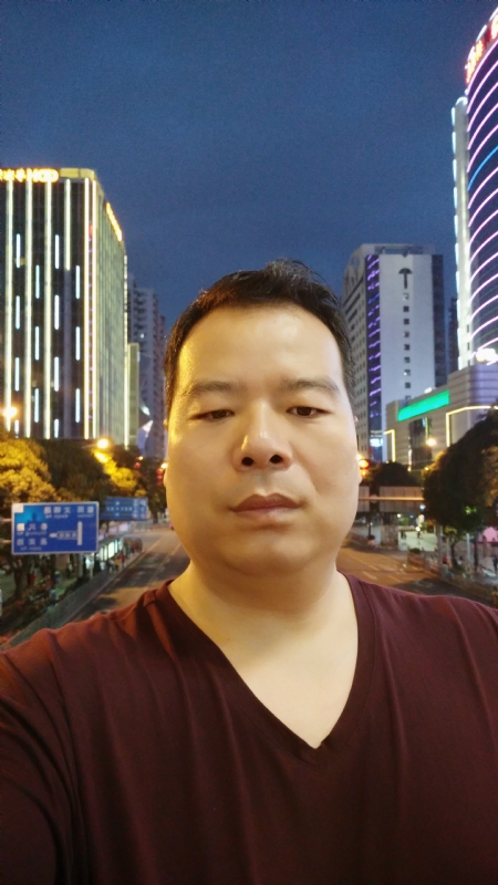 相爱一辈子的第一张照片--荆州相亲服务中心