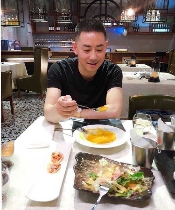 空空如也的第一张照片--荆州相亲服务中心