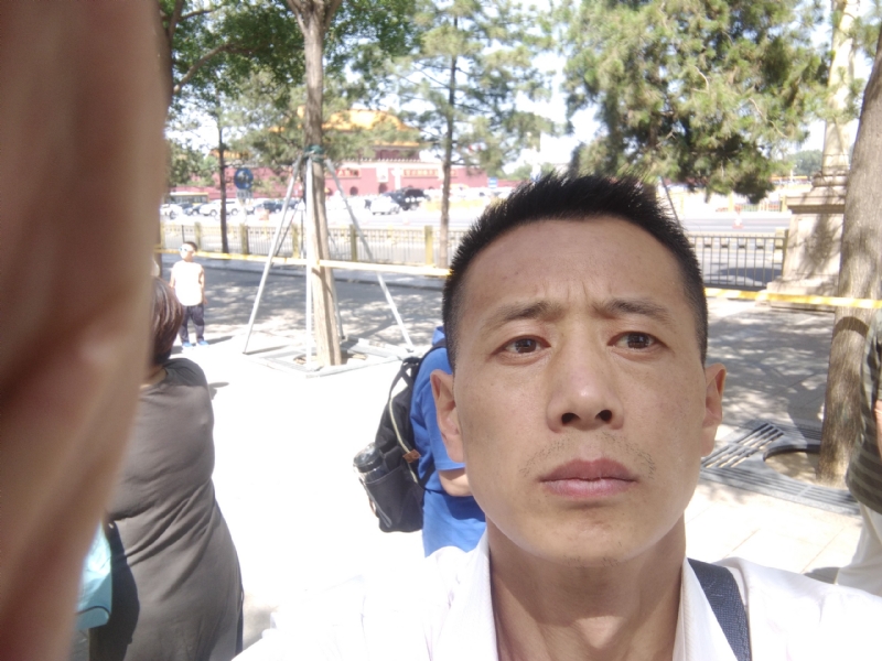 刘红兵的第一张照片--荆州相亲服务中心