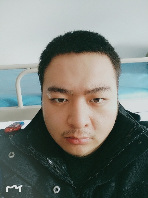 负重前行的第一张照片--荆州相亲服务中心