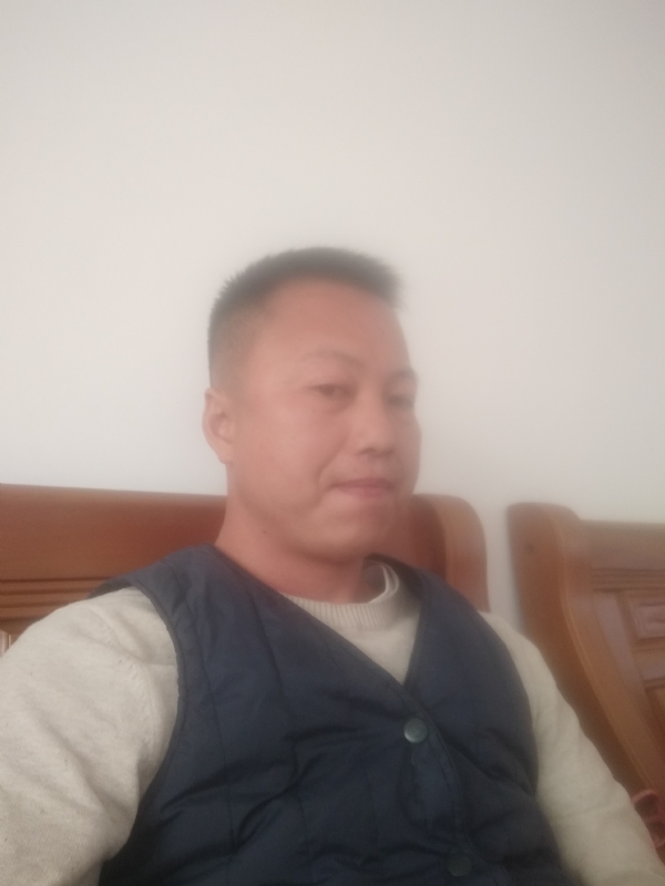 只对你好的第一张照片--荆州相亲服务中心