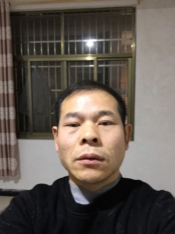 徐徐清风的第一张照片--荆州相亲服务中心