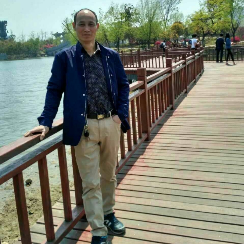 大随帅哥的第一张照片--荆州相亲服务中心