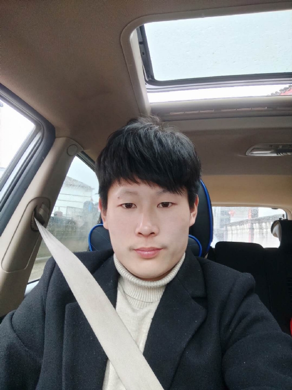 少年的第一张照片--荆州相亲服务中心