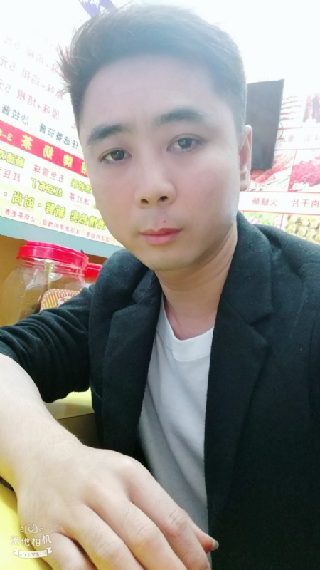 堆积情感的第一张照片--荆州相亲服务中心