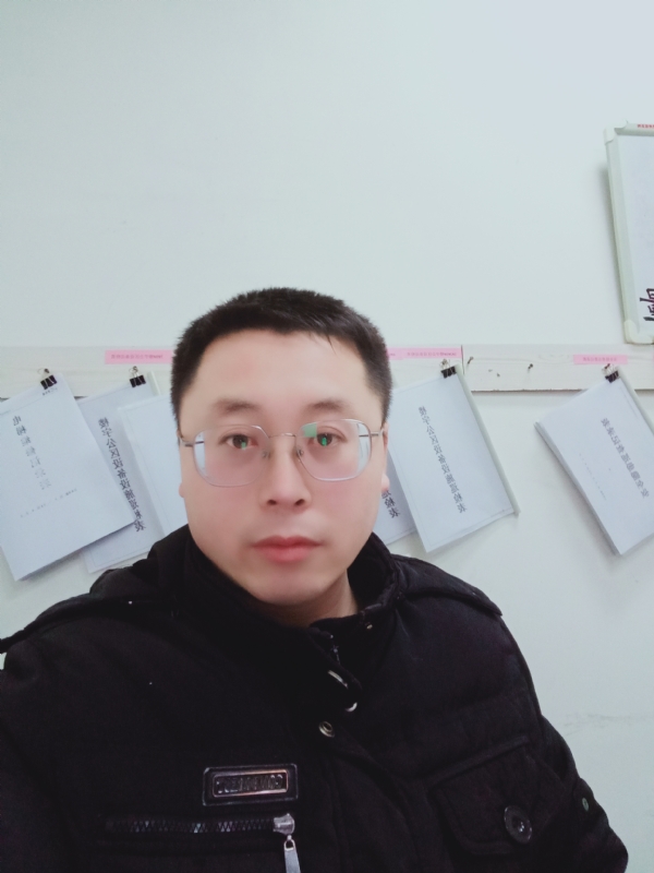 一头猪的第一张照片--荆州相亲服务中心