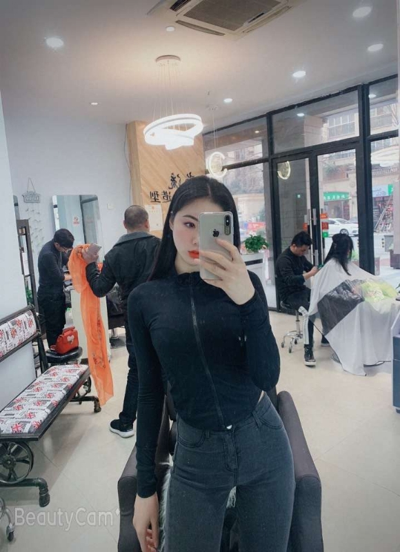 婷婷的第四张照片--荆州相亲服务中心