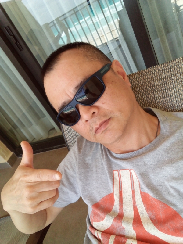 CL的第一张照片--荆州相亲服务中心