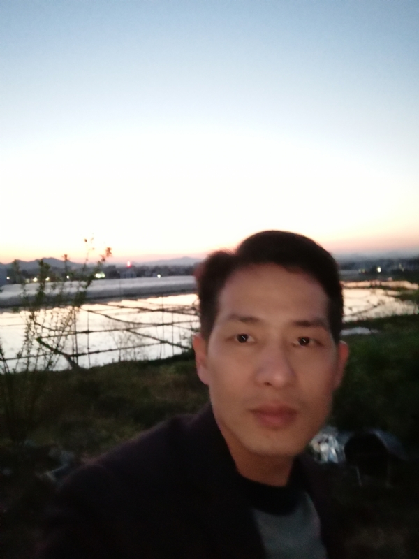 不忘初心的第一张照片--荆州相亲服务中心