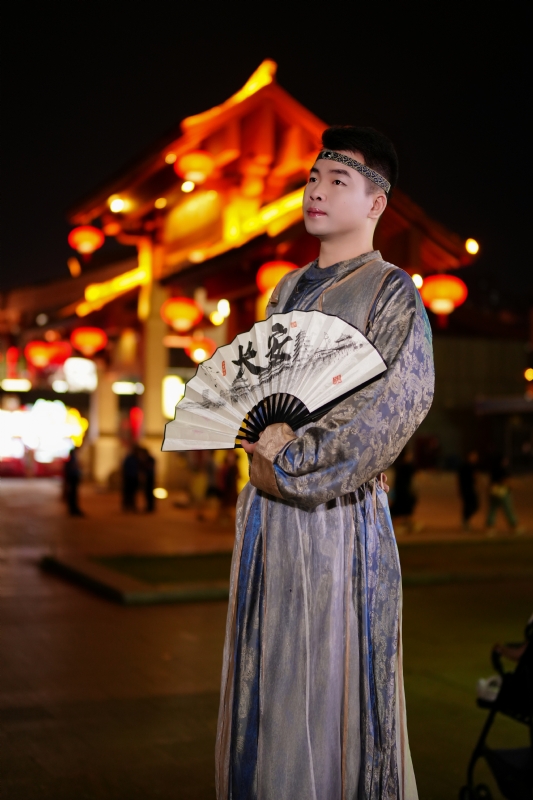 细辉的第一张照片--荆州相亲服务中心