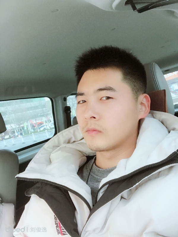 爱尽千帆的第一张照片--荆州相亲服务中心