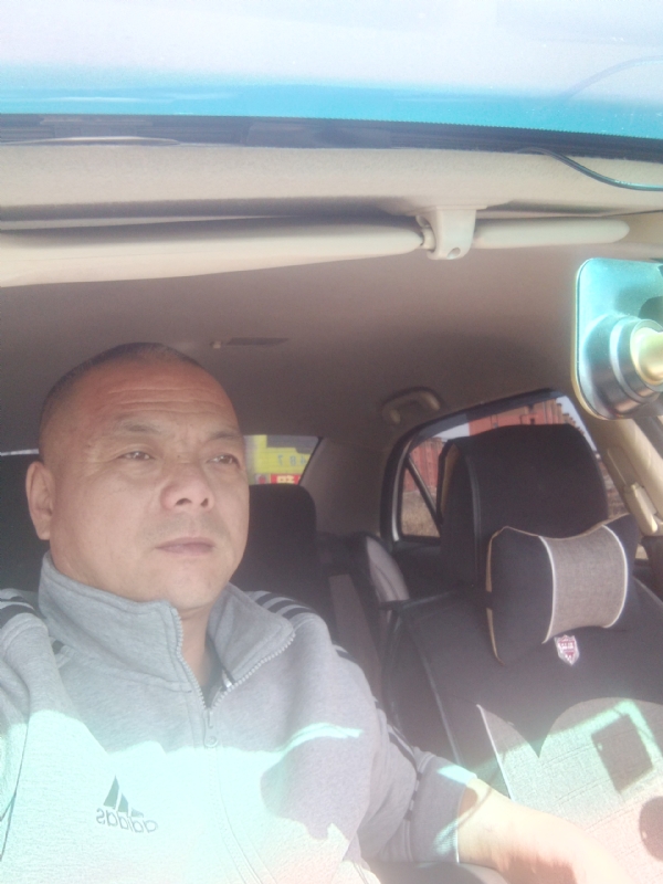 缘的第一张照片--荆州相亲服务中心