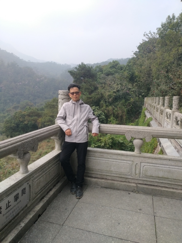 鱿鱼的第一张照片--荆州相亲服务中心