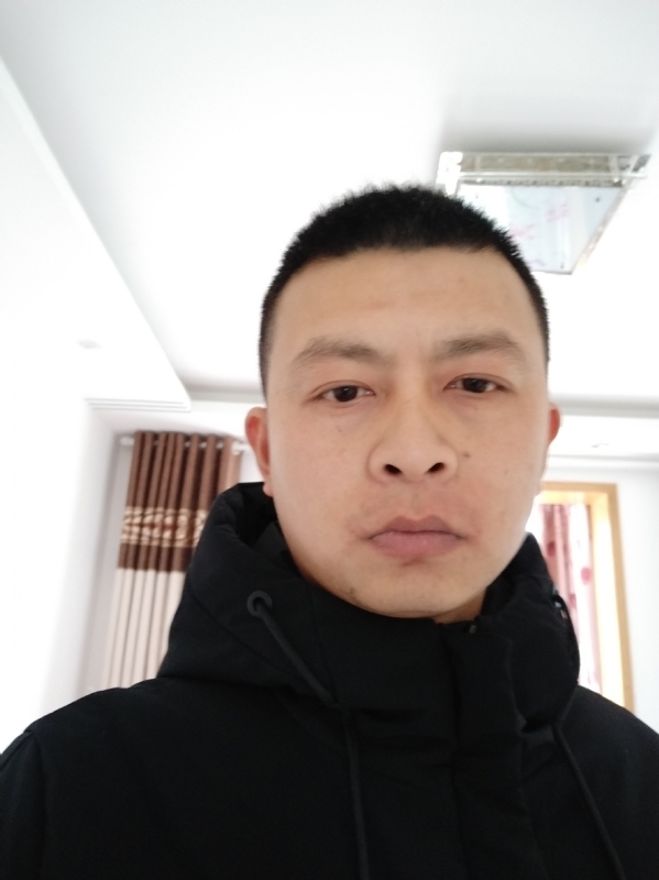 吴伟899的第一张照片--荆州相亲服务中心