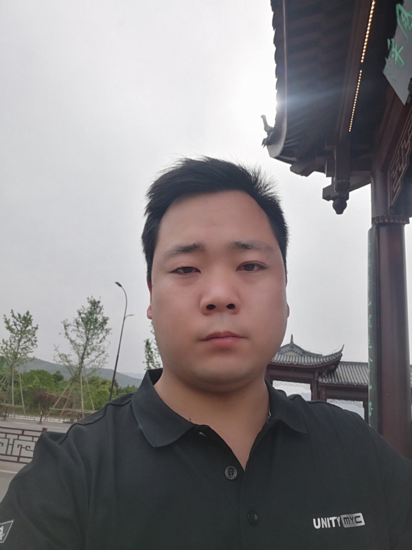 微笑的第一张照片--荆州相亲服务中心