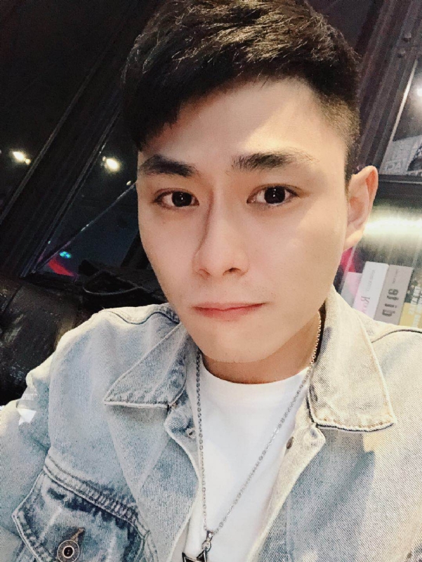 浩浩的第一张照片--荆州相亲服务中心