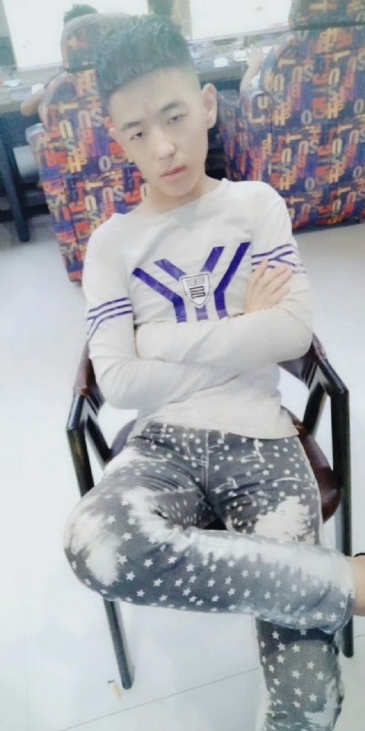 神木市二强的第一张照片--荆州相亲服务中心