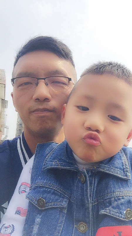 林松的第一张照片--荆州相亲服务中心