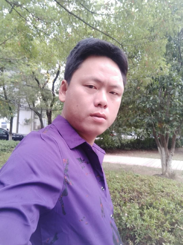 黄龙飞的第一张照片--荆州相亲服务中心