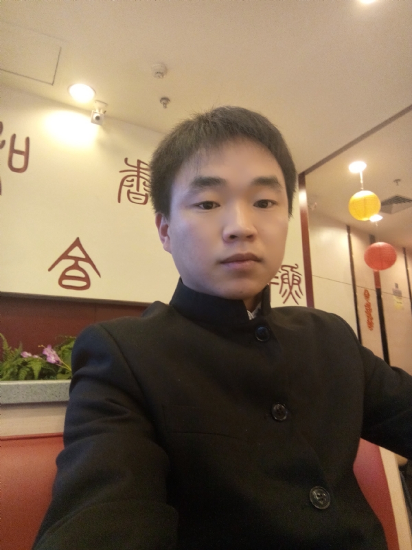 夜凉露沾衣的第一张照片--荆州相亲服务中心