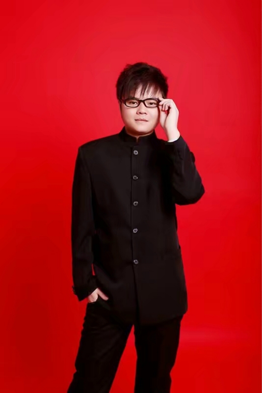 站在远处看童年的第一张照片--荆州相亲服务中心