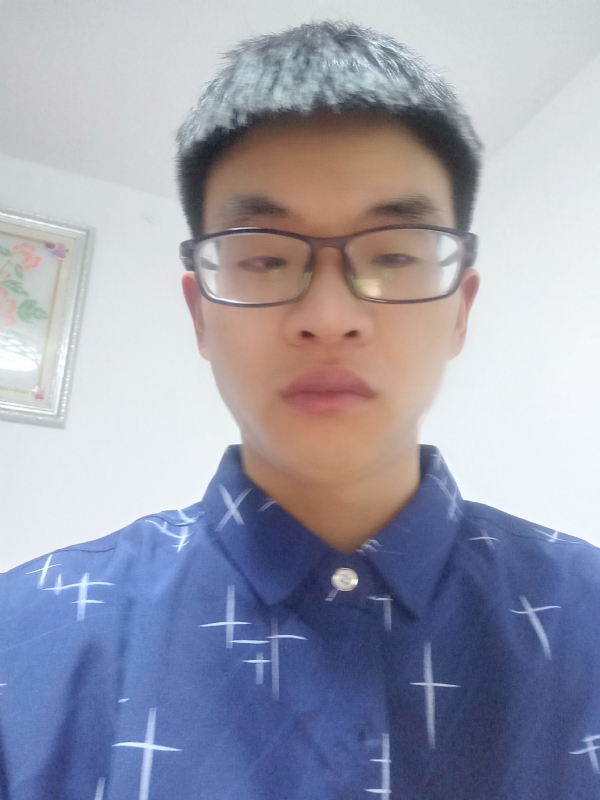 搬砖小伙的第一张照片--荆州相亲服务中心