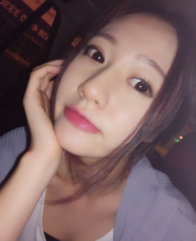 没有故事的女同学的第一张照片--荆州相亲服务中心