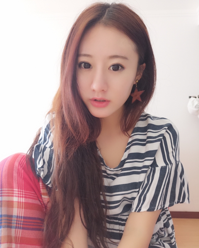 没有故事的女同学的第二张照片--荆州相亲服务中心