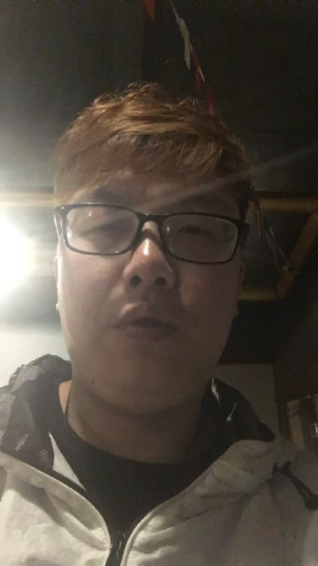 深情久伴更长情的第一张照片--荆州相亲服务中心