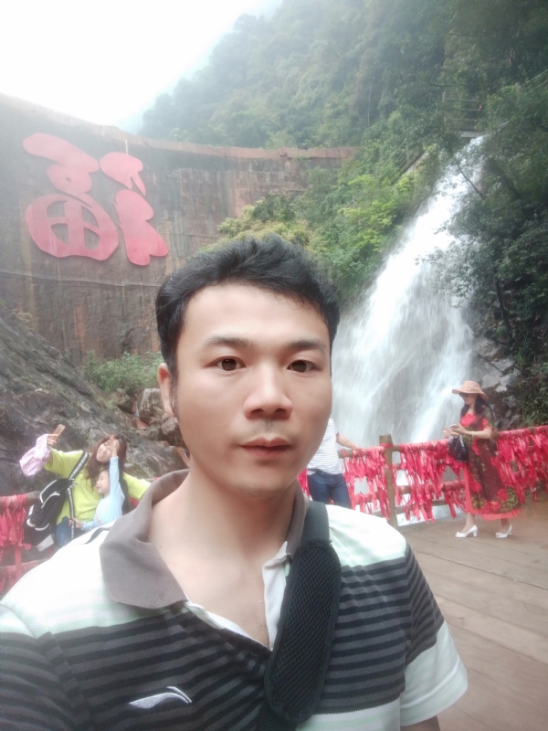 珊珊您是珊无无无妻的第一张照片--荆州相亲服务中心