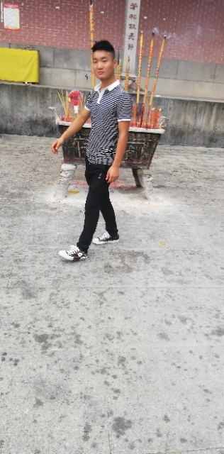 惹人厌的第一张照片--荆州相亲服务中心