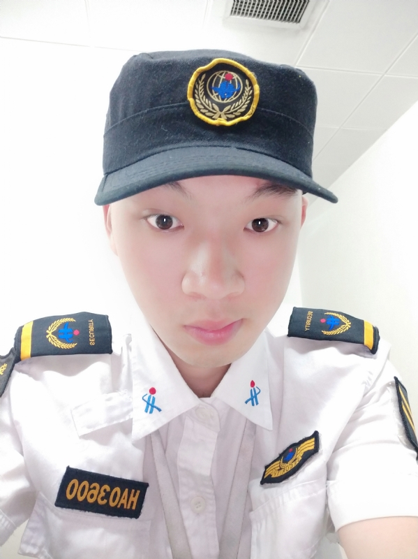 龙龙的第一张照片--荆州相亲服务中心