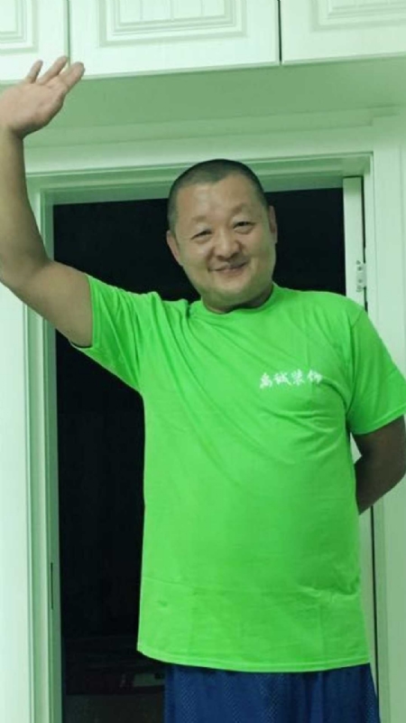 孤独的第一张照片--荆州相亲服务中心