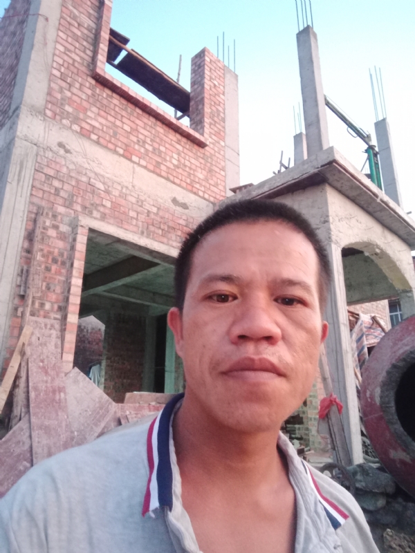 浅笑的第一张照片--荆州相亲服务中心