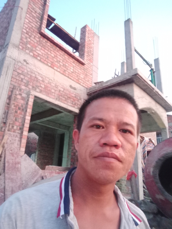 浅笑的第二张照片--荆州相亲服务中心