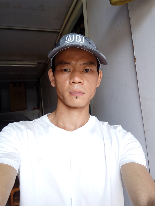 张生的第一张照片--荆州相亲服务中心