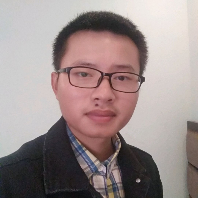 一只独行的猪的第一张照片--荆州相亲服务中心