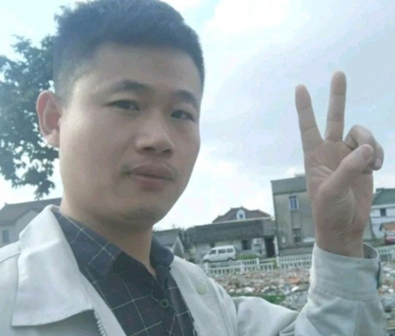 兰花的第一张照片--荆州相亲服务中心