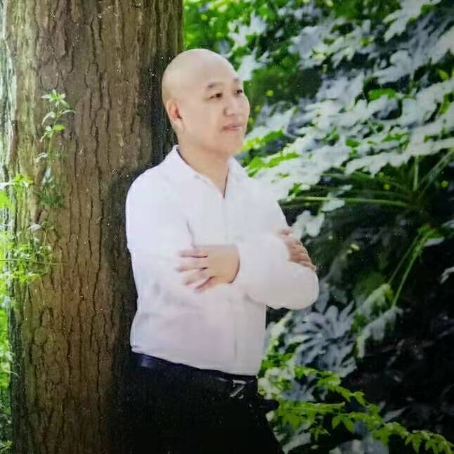 郑鑫牵手的第一张照片--荆州相亲服务中心