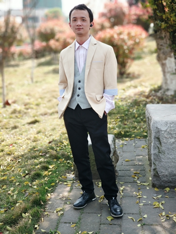 四叶草的第一张照片--荆州相亲服务中心