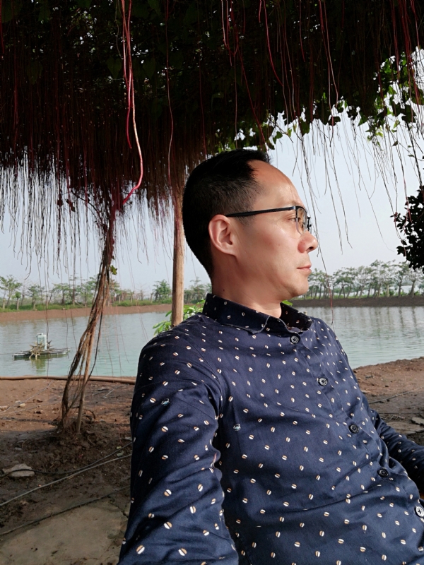 守望烟云的第一张照片--荆州相亲服务中心